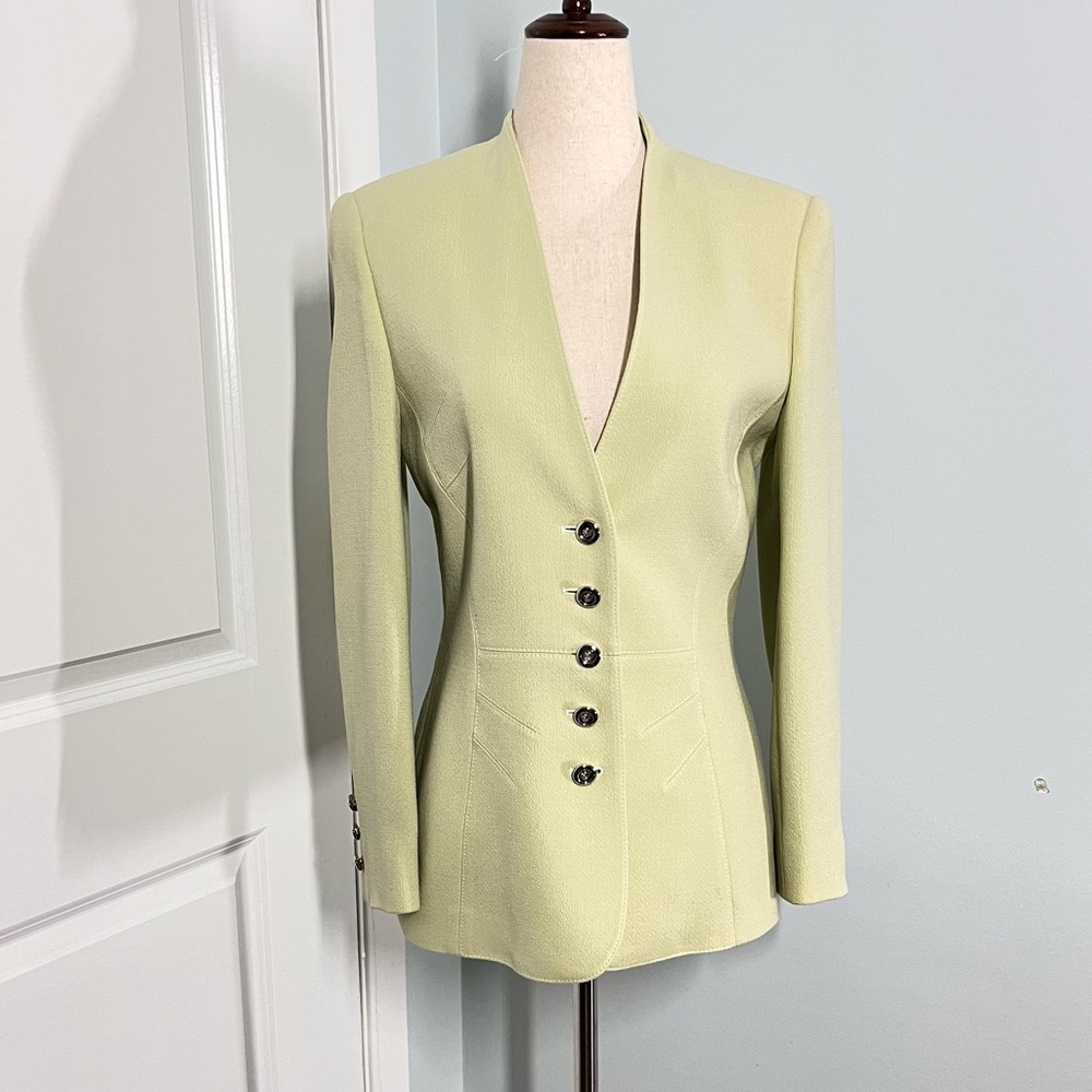 Escada 100% new wool jacket and skirt set size 34 - Picture 5 of 16